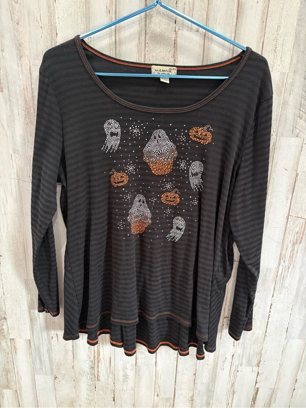 One World Halloween Rhinestone Ghost Pumpkin Top 2X Black Orange Bling Swing Top